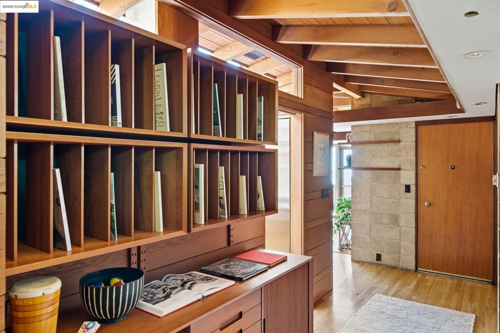 GRIZZLY PEAK - Residential