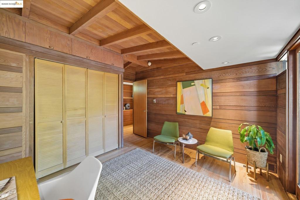 GRIZZLY PEAK - Residential