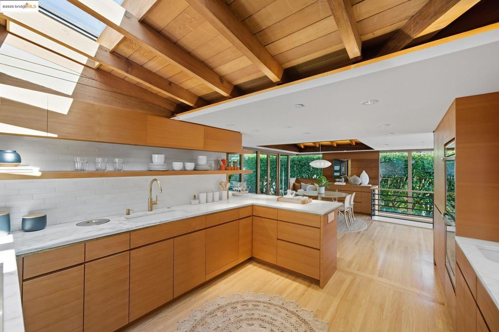 GRIZZLY PEAK - Residential
