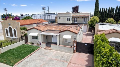 Photo of 1960 Chariton Street, Los Angeles, CA 90034 (MLS # TR25281417)