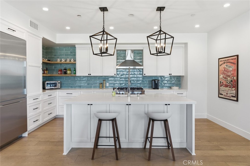 136 Avenida Victoria C