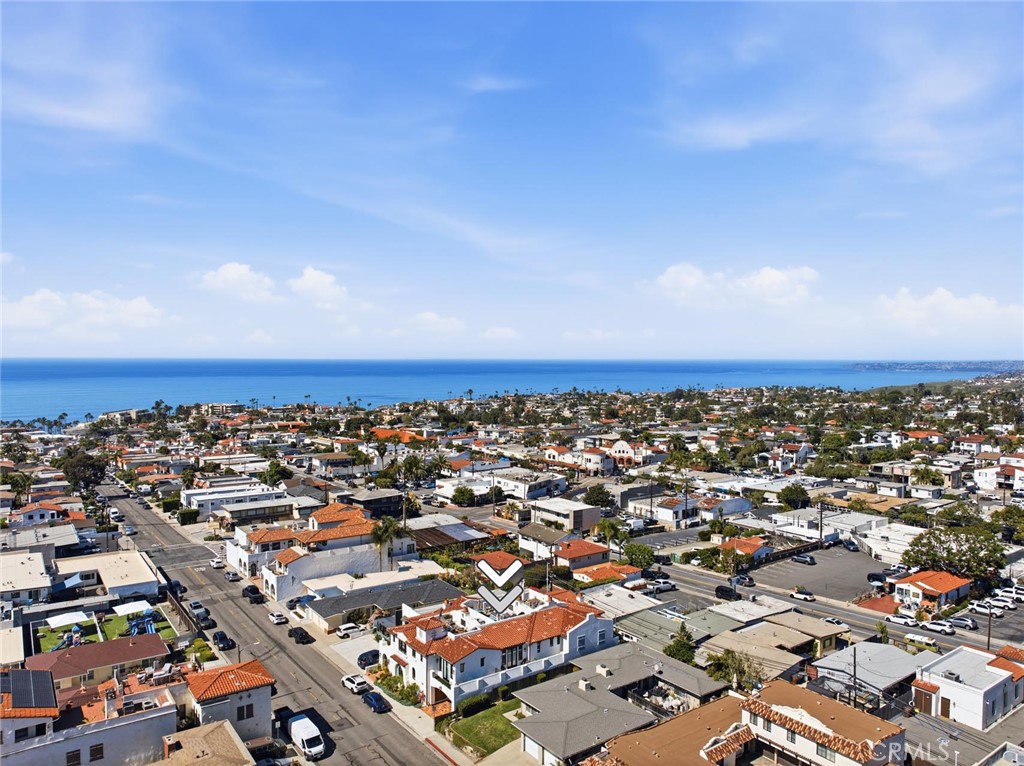 136 Avenida Victoria C