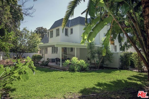 Photo of 1917 Eden Avenue, Glendale, CA 91206 (MLS # 26988327)