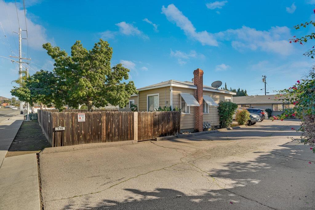 175 E Washington Ave.