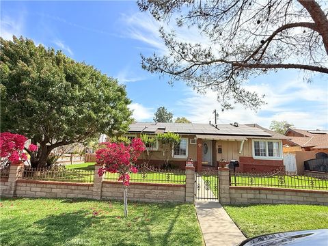 Photo of 1228 S Auburn Dr, West Covina, CA 91791 (MLS # CV26092596)
