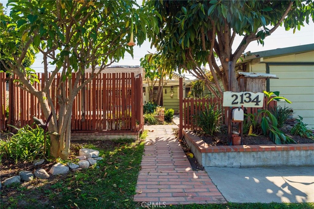 Photo of 2134 W Romneya Dr, Anaheim, CA 92801 (MLS # PW26026292)