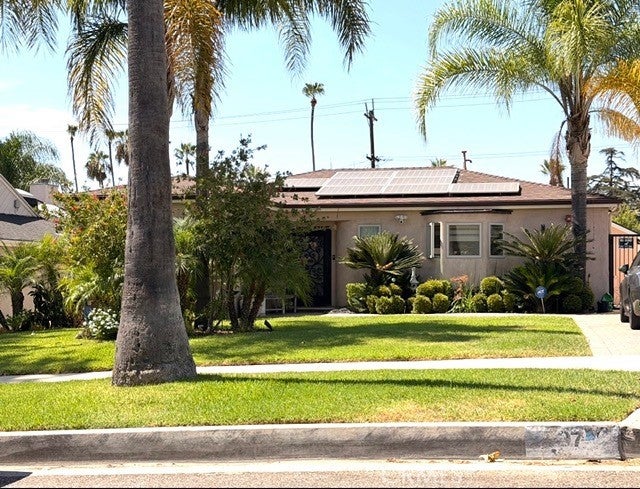 1507 Western AVE