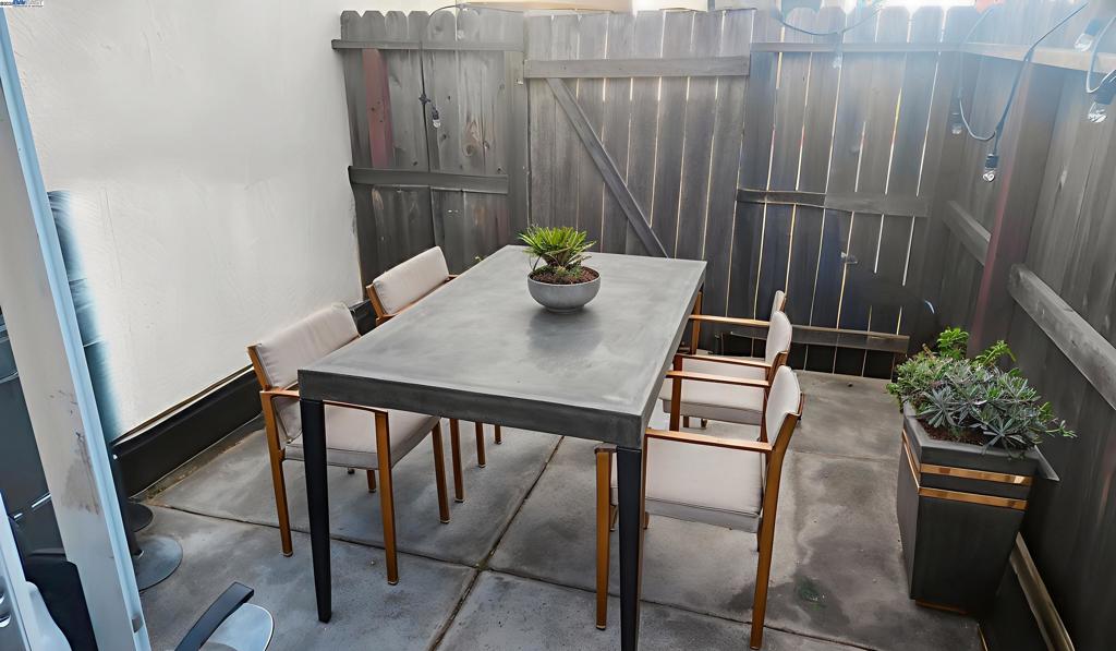 NORTH VALLEY - Residential