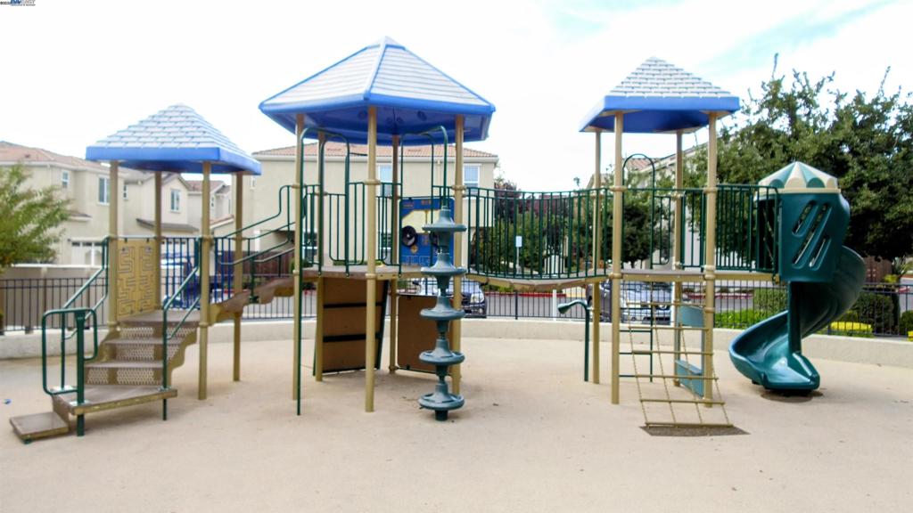 NORTH VALLEY - Residential