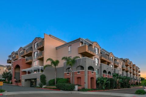 3877 Pell Pl 424 San Diego CA 92130