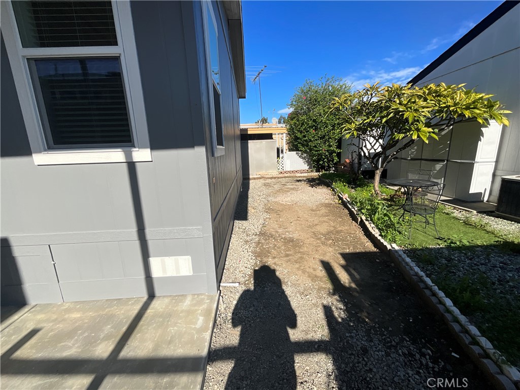 161 E. Orangethorpe Ave 163