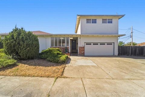 Photo of 34 Capay Circle, South San Francisco, CA 94080 (MLS # ML82040121)