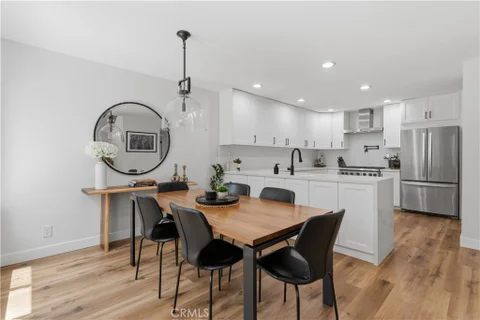 MLS: SR26154097