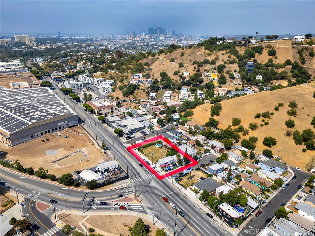 4117 N Mission Road