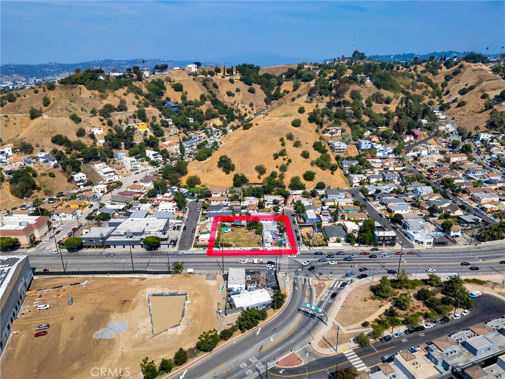 4117 N Mission Road