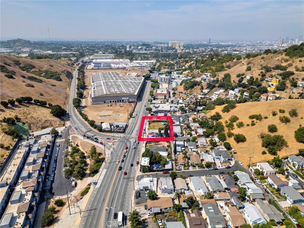 4117 N Mission Road
