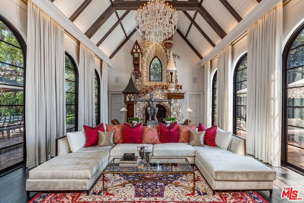 Photo of 5076 Island Forest Place, Westlake Village, CA 91362 (MLS # 25554465)