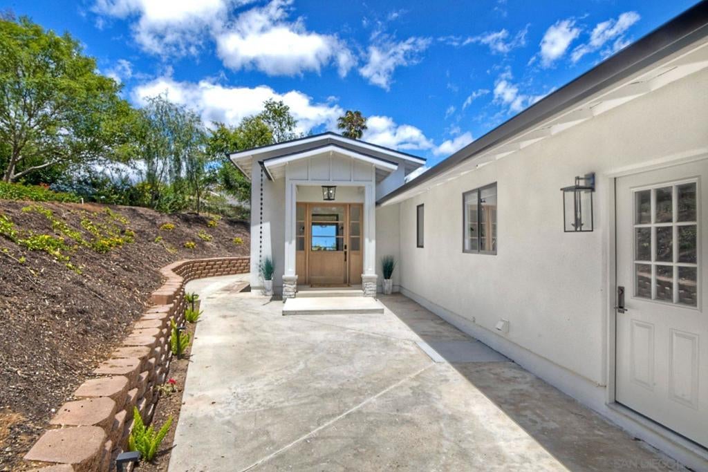 13940 Northcrest