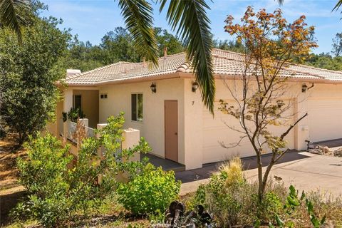 Photo of 7 Hidden Brooke WAY, Chico, CA 95928 (MLS # SN26105452)
