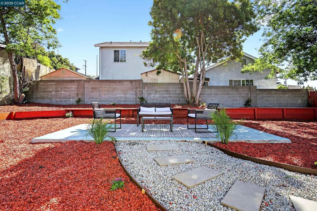 SANTA RITA ACRES - Residential