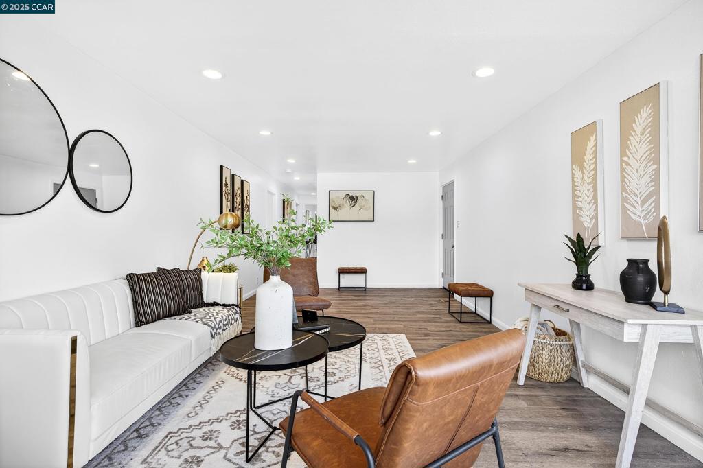 SANTA RITA ACRES - Residential