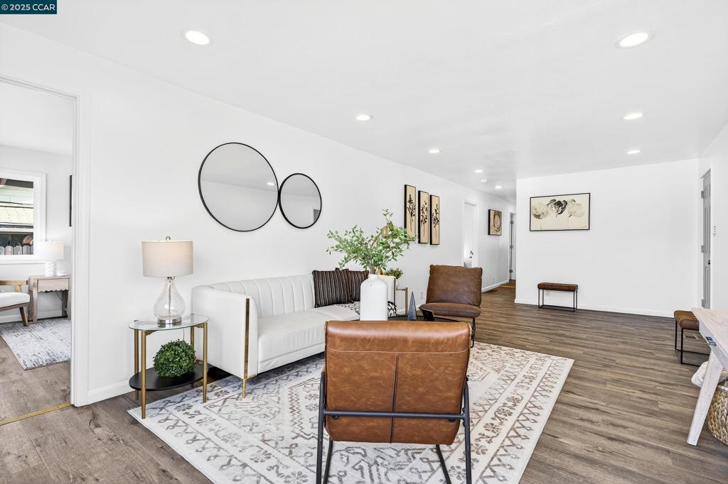 SANTA RITA ACRES - Residential