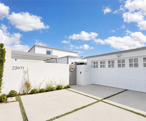 Photo of 23971 Tasman, Dana Point, CA 92629 (MLS # OC26102537)