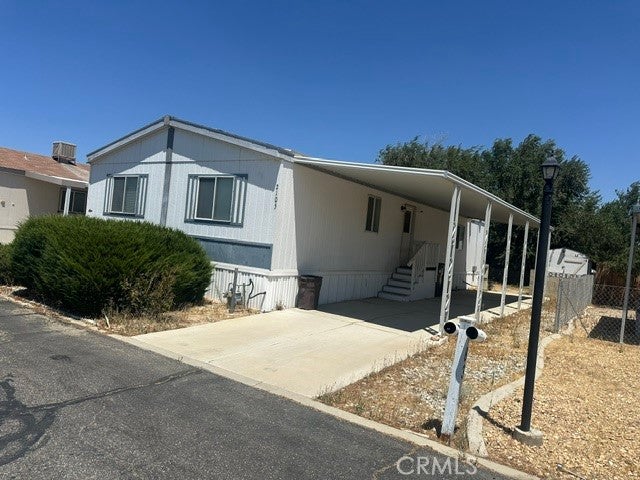 2105 Westerly 84