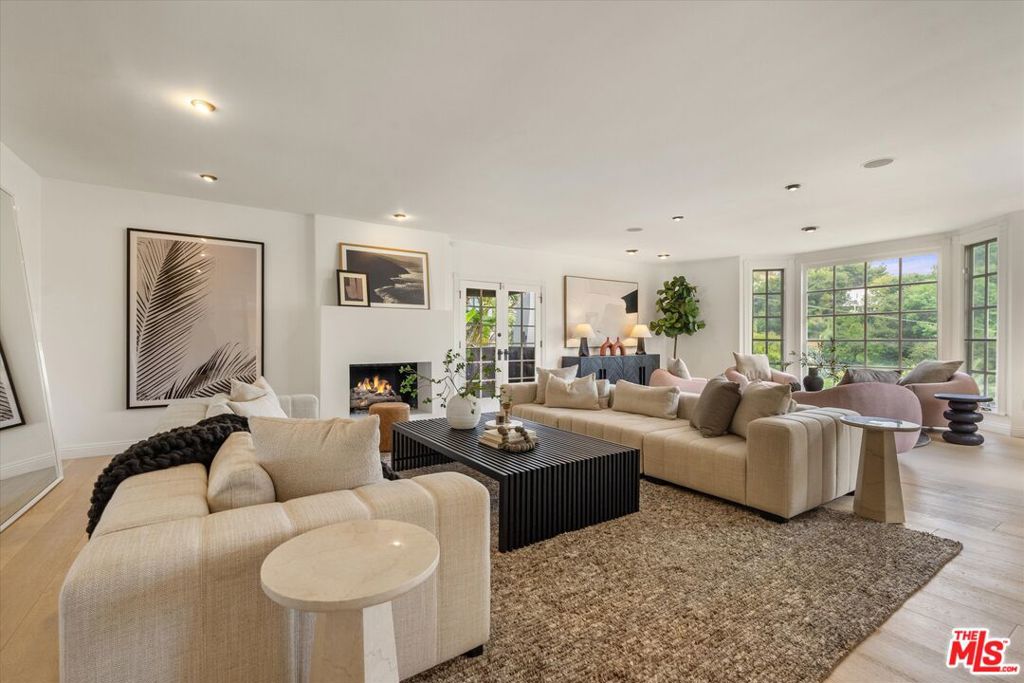 9315 Beverly Crest Drive