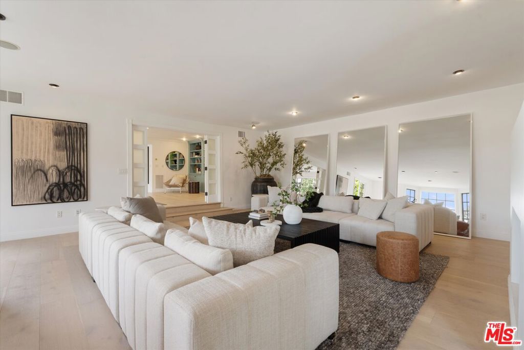 9315 Beverly Crest Drive