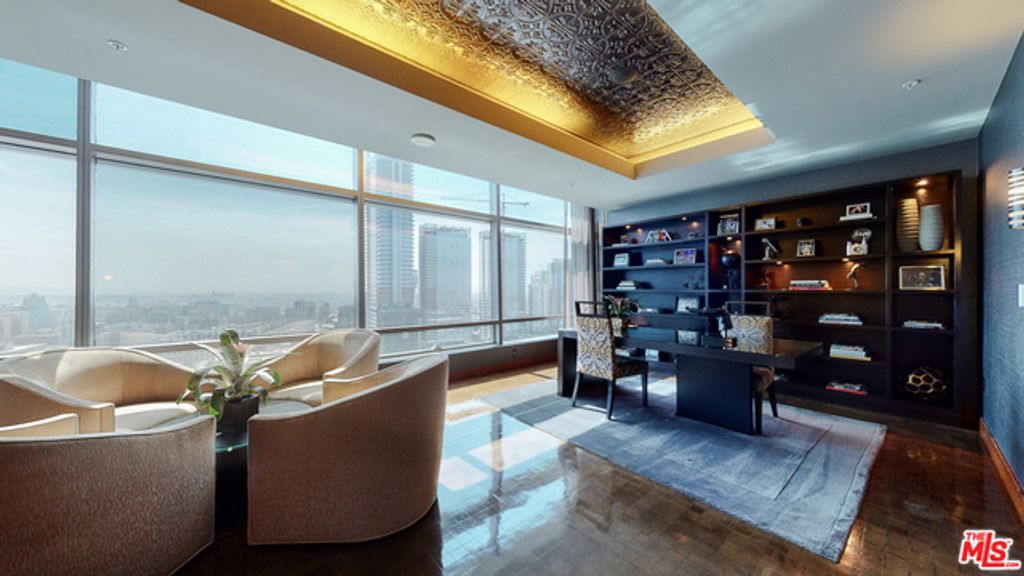 Photo of 900 W Olympic Boulevard #33B, Los Angeles, CA 90015 (MLS # 25537028)