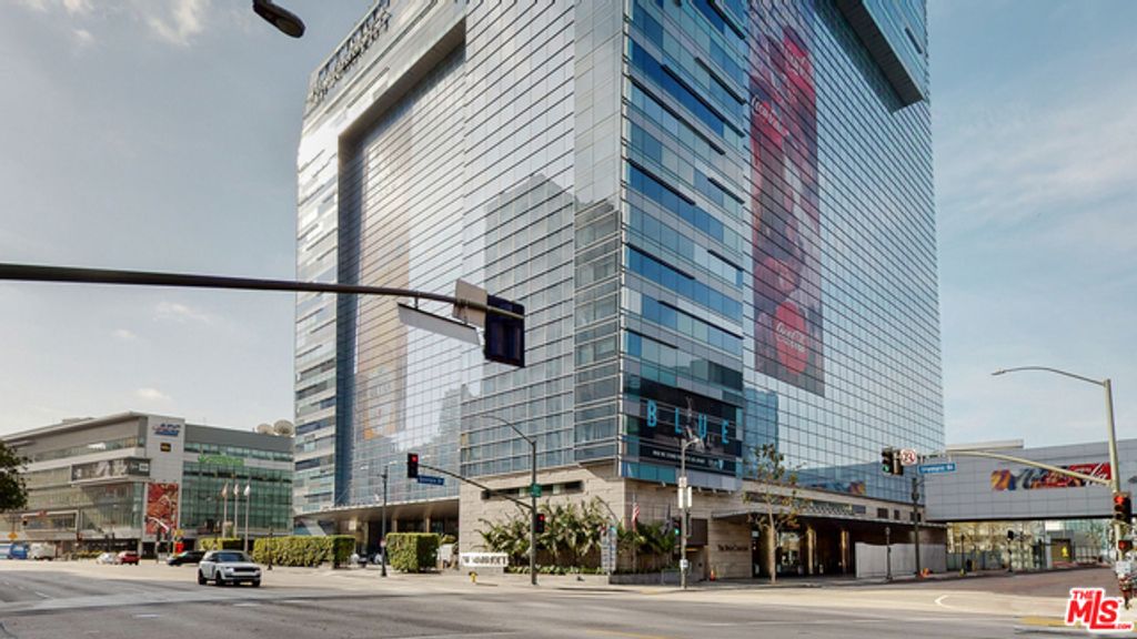 Photo of 900 W Olympic Boulevard #33B, Los Angeles, CA 90015 (MLS # 25537028)