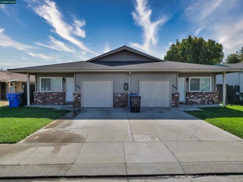 Photo of 1480 Eastwood Avenue Ave, Manteca, CA 95336 (MLS # 41116346) Photo of 1480 Eastwood Avenue Ave, Manteca, CA 95336 (MLS # 41116346)