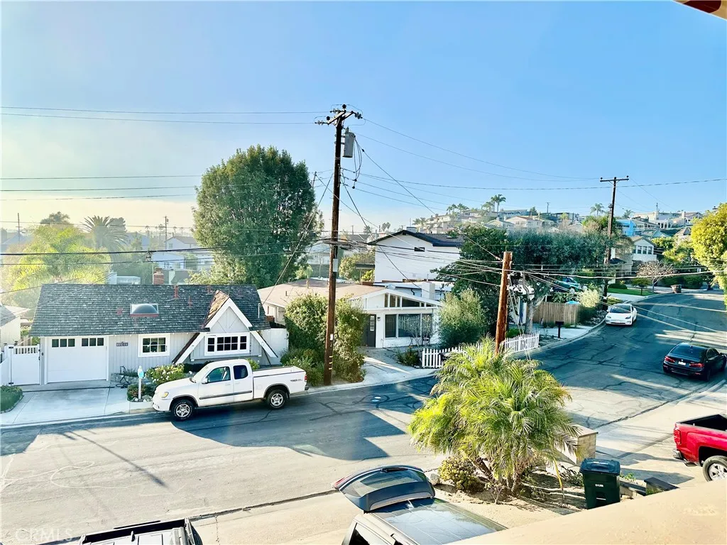 Dana Point, California 92629, United States, 2 Bedrooms Bedrooms, ,2 BathroomsBathrooms,Residential,Active,245619