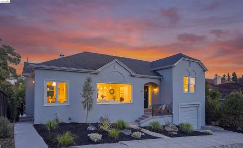 Photo of 26 Bowles Place PL, Oakland, CA 94610 (MLS # 41151390)