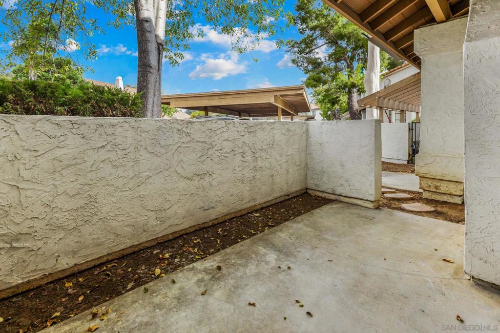 1651 S Juniper 98