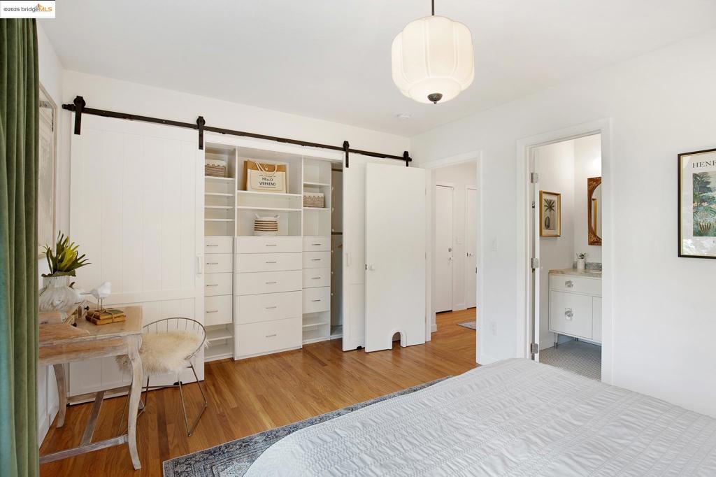 CLAREMONT - Residential
