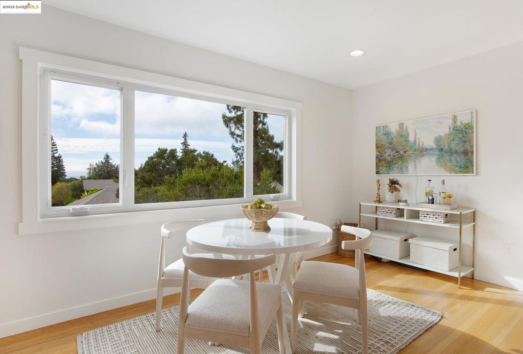 CLAREMONT - Residential