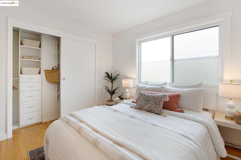 CLAREMONT - Residential