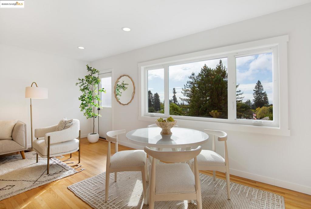 CLAREMONT - Residential