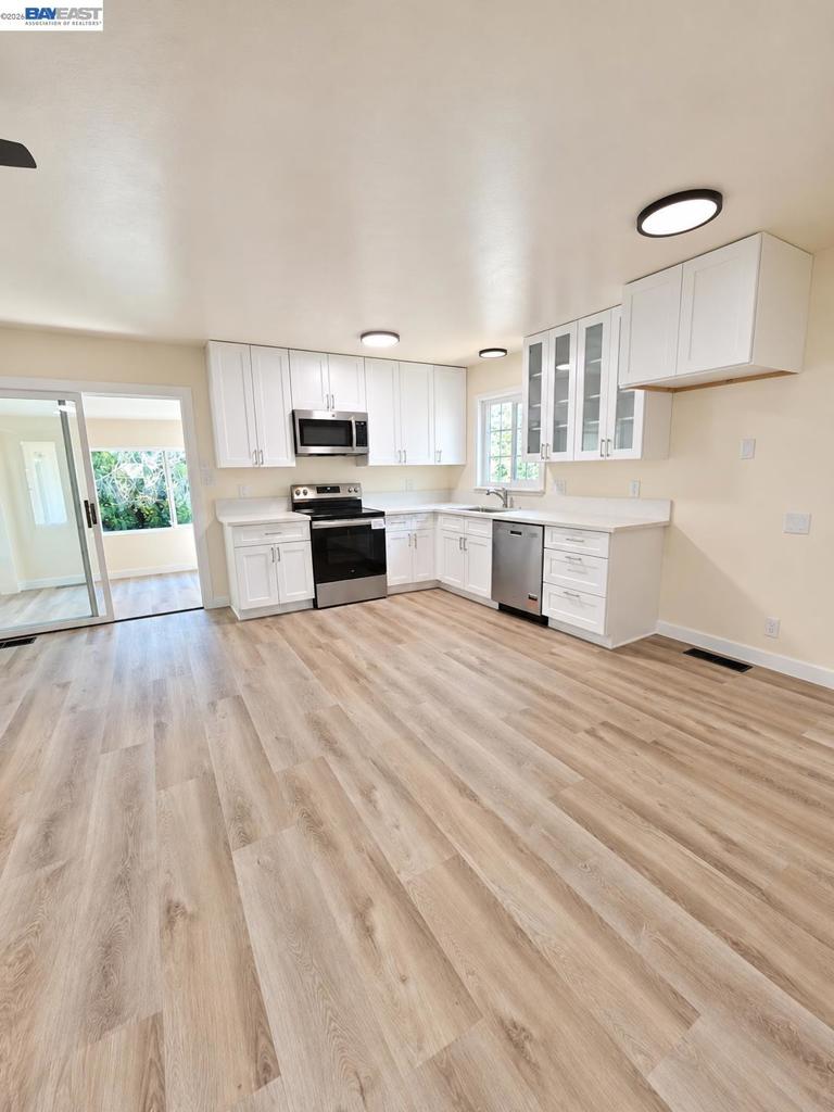 250 Highland Dr