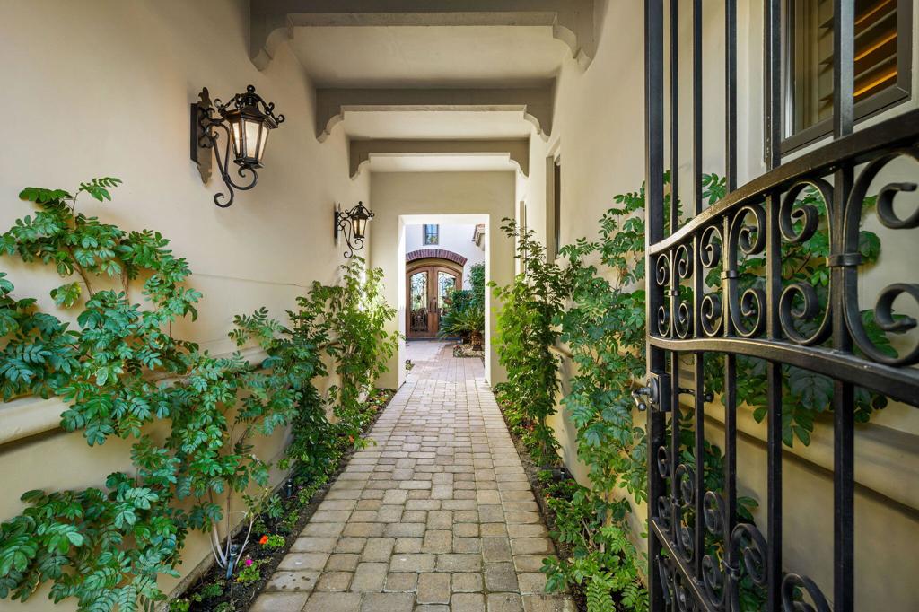 Andalusia at CM - Residential