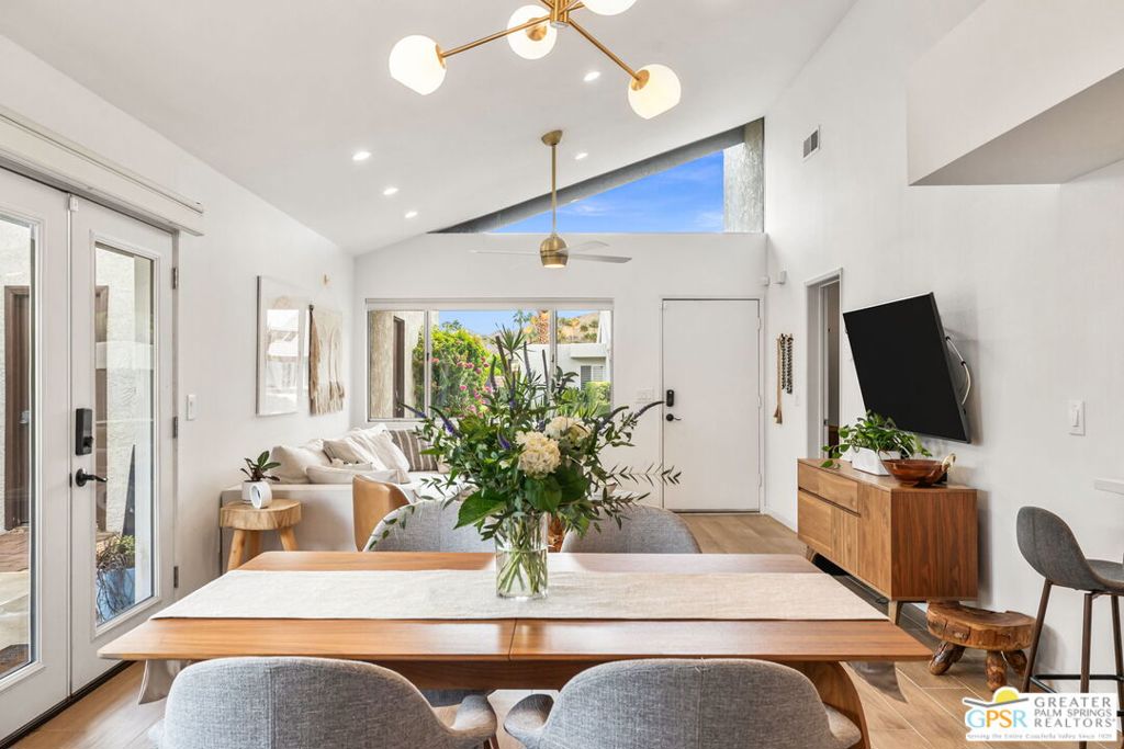 3538 Ridgeview Circle