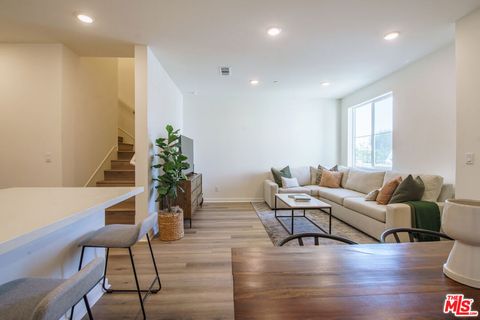 1842 W Merced Avenue West Covina CA 91790