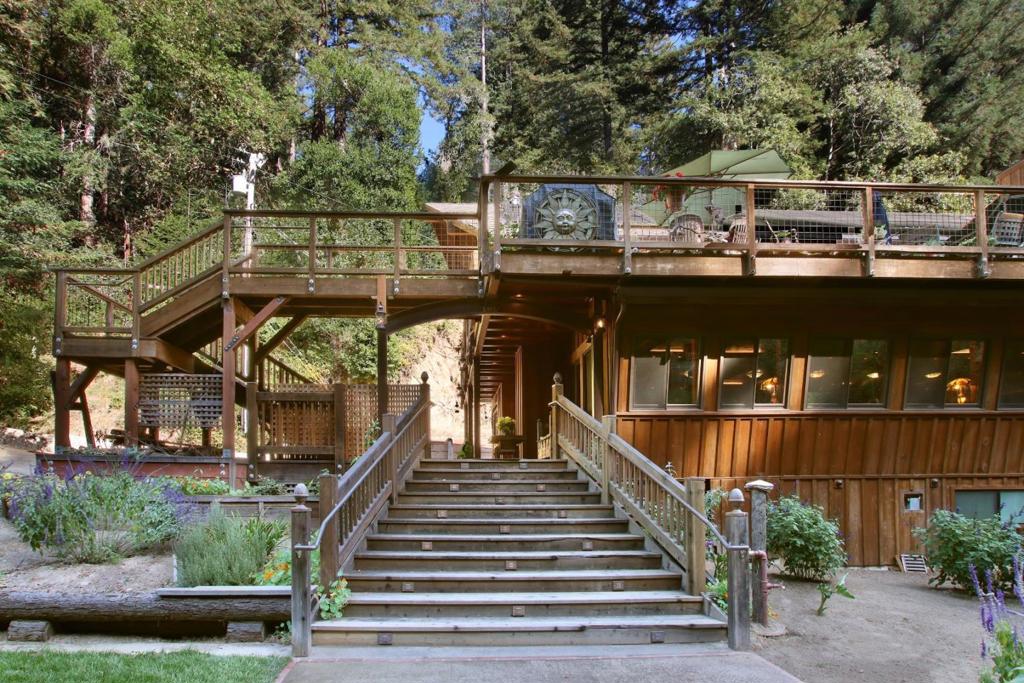 16770 Redwood Lodge Road