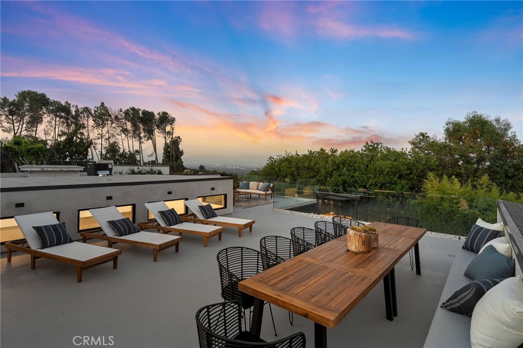 Properties 2 17166 Adlon Road