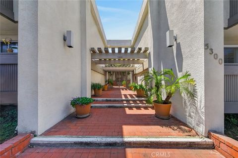 Photo of 5300 Fairview Blvd, Los Angeles, CA 90056 (MLS # SB26105162)