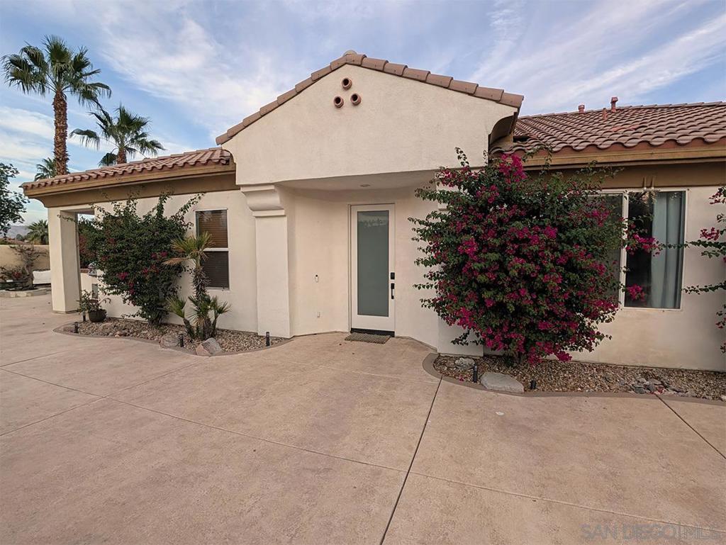 102 Mission Lake Way