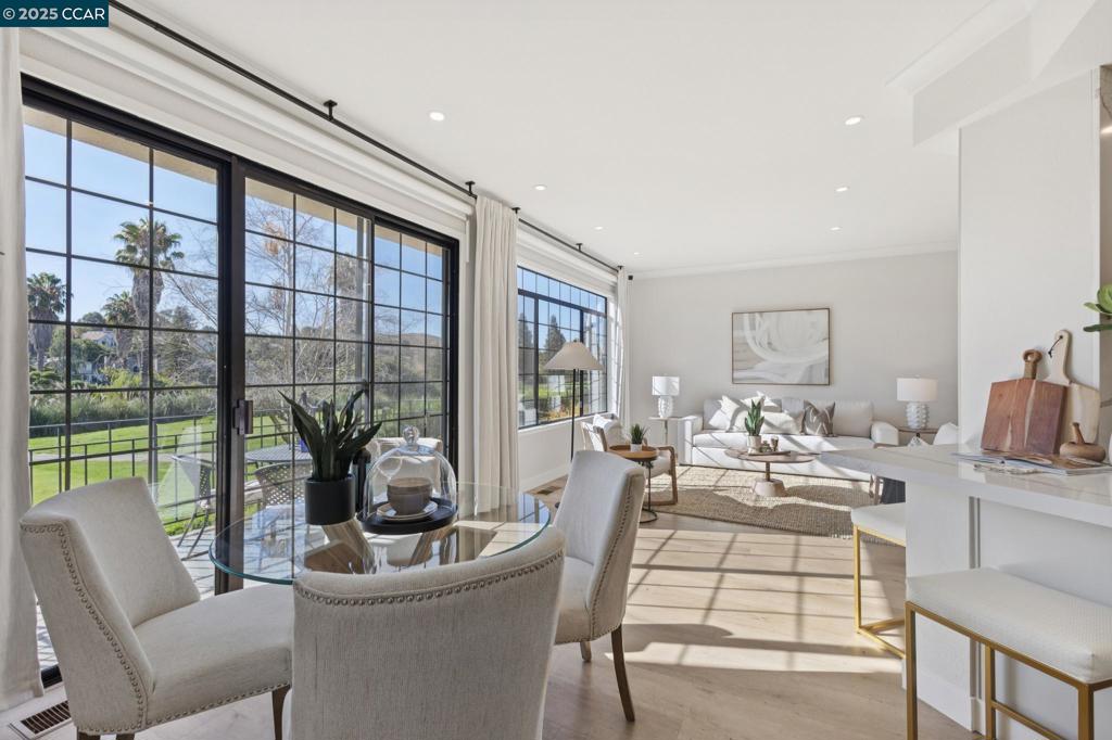 CANYON LAKES - Residential