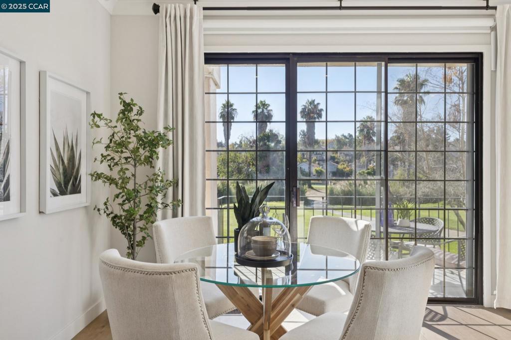 CANYON LAKES - Residential